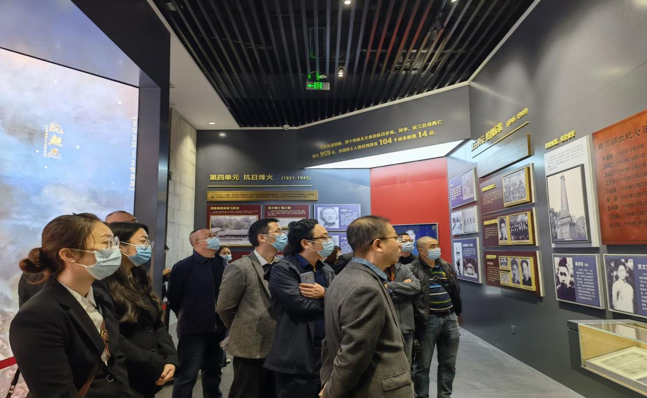 05EA0F9436D95EDB96D77360CA6D932F